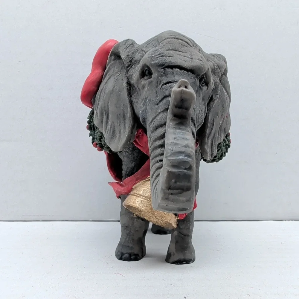 Christmas Elephant Figurine Resin Holiday Red Bow Gold Bell‎ 4.5